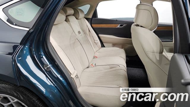 Genesis Electrified G80 2021 — Şəkil 11/20