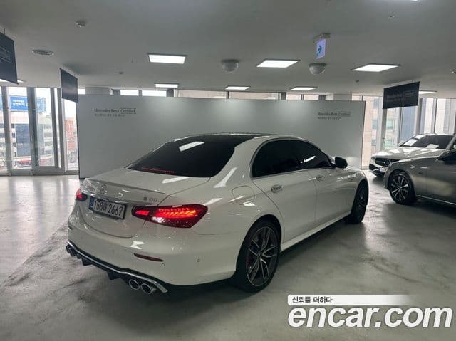 Mercedes-Benz E-Class 2022 — Şəkil 1/17