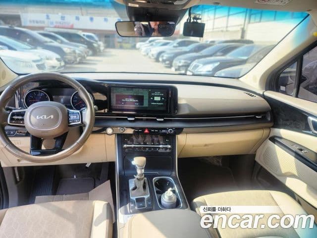 Kia Carnival 2022 — Şəkil 9/20