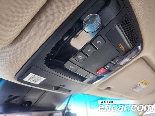 Kia Carnival 2022 — Şəkil 19/20