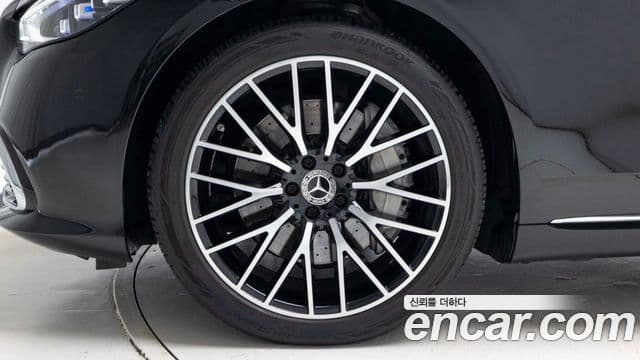Mercedes-Benz S-Class 2021 — ფოტო 3/19