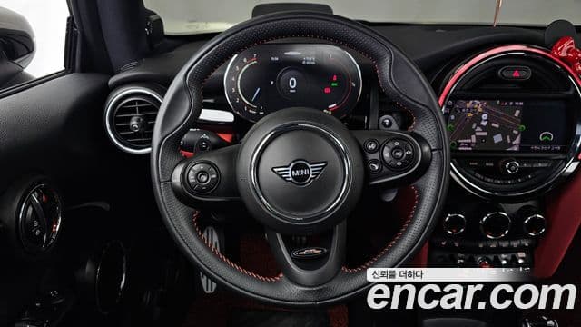 Mini Cooper S 2021 — ფოტო 13/20