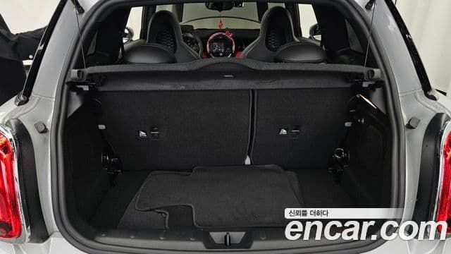 Mini Cooper S 2021 — ფოტო 20/20