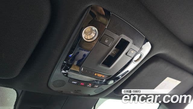 Kia Sorento 2021 — Şəkil 17/20