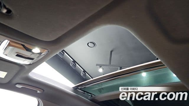 Kia Sorento 2021 — Şəkil 18/20