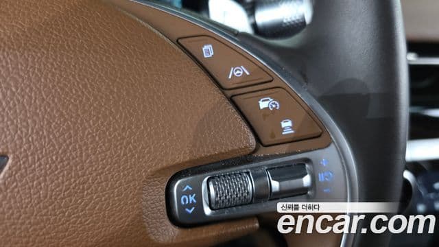 Genesis Electrified G80 2023 — ფოტო 18/20