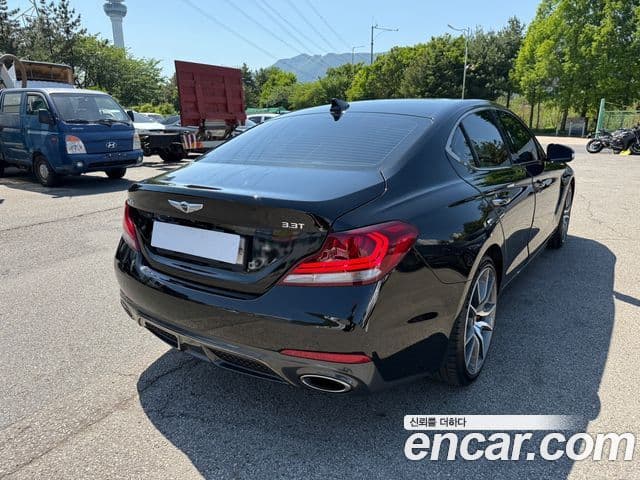 Genesis G70 2018 — ფოტო 2/19