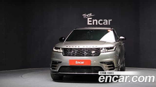 Land Rover Range Rover Velar 2019 — ფოტო 3/20