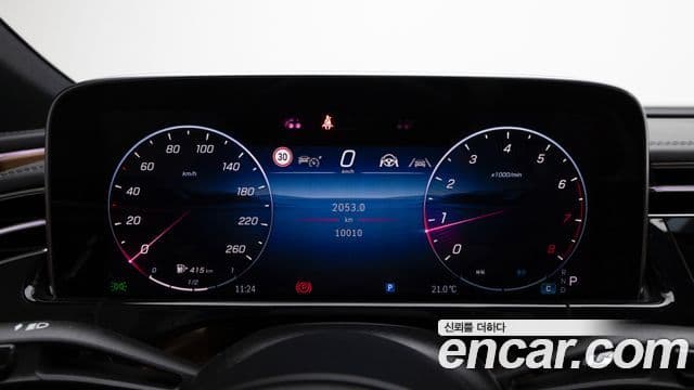 Mercedes-Benz E-Class 2024 — ფოტო 6/20