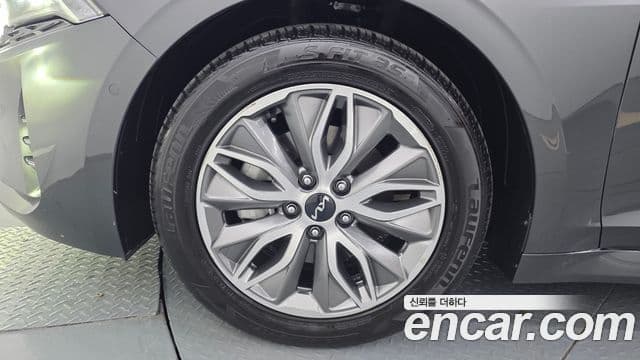 Kia K5 2022 — Şəkil 5/20