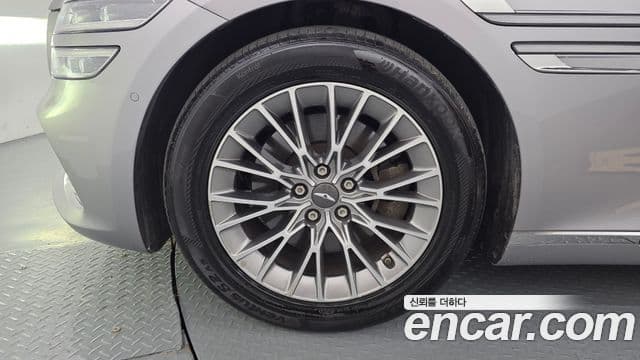 Genesis Electrified G80 2021 — фото 5 из 20