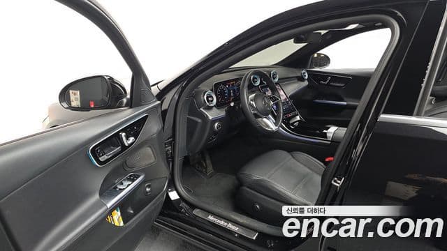 Mercedes-Benz C-Class 2023 — Şəkil 10/20