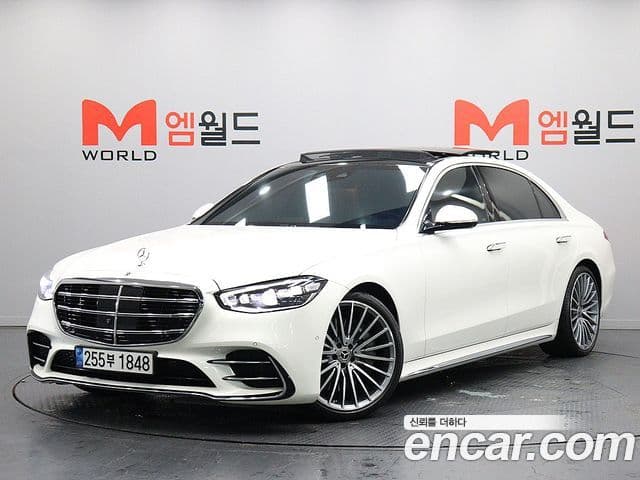 Mercedes-Benz S-Class 2023 — Photo 5/20