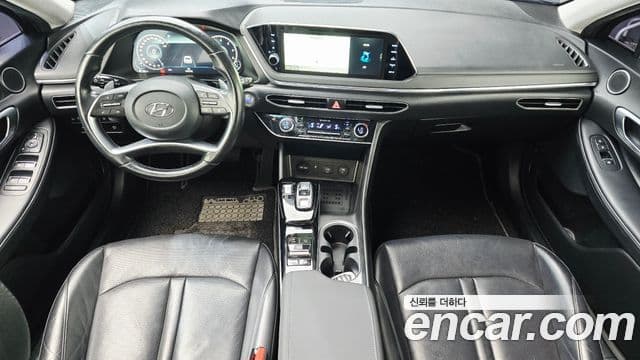 Hyundai Sonata 2020 — ფოტო 7/20