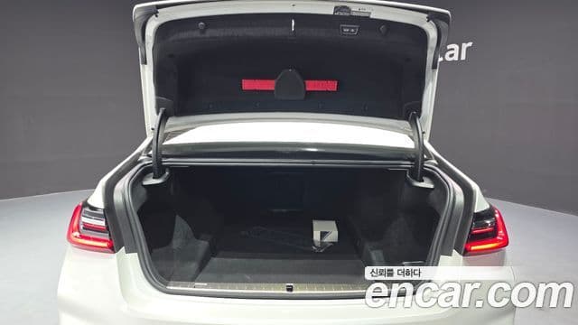 BMW 7 Series 2020 — фото 20 из 20