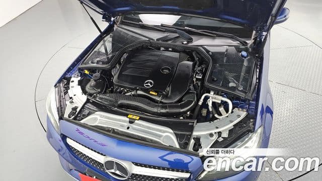 Mercedes-Benz C-Class 2019 — фото 6 из 20
