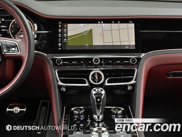 Bentley Flying Spur 2021 — ფოტო 13/20