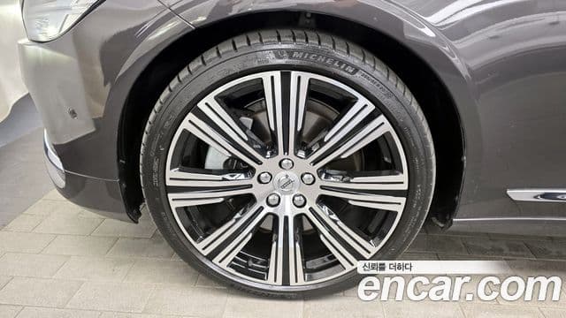 Volvo S90 2022 — ფოტო 5/20