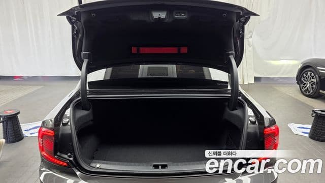 Volvo S90 2022 — ფოტო 20/20