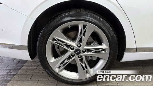Genesis G90 2024 — ფოტო 5/20