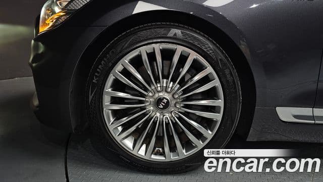 Kia The K9 2018 — ფოტო 5/20