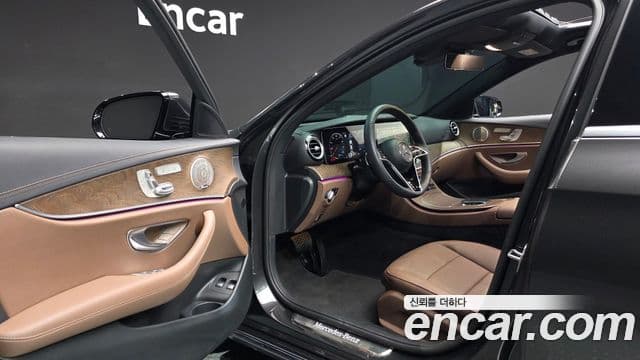 Mercedes-Benz E-Class 2021 — Şəkil 8/20