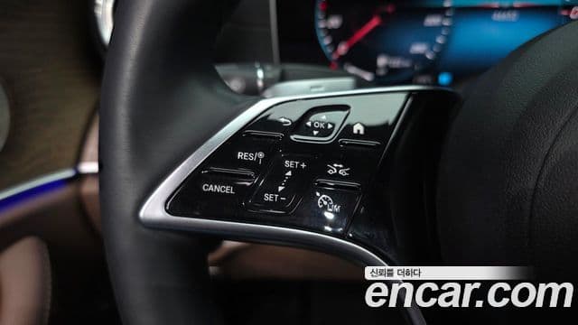 Mercedes-Benz E-Class 2021 — Şəkil 17/20