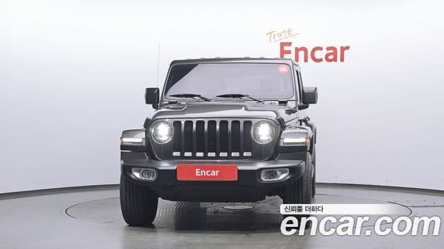 Jeep Wrangler 2018 — Şəkil 3/20