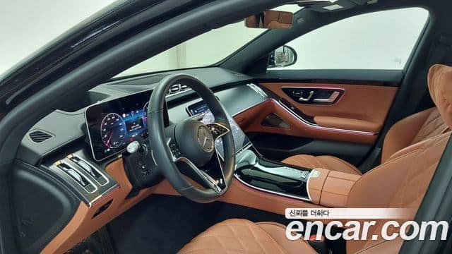 Mercedes-Benz S-Class 2025 — Фото 8/17