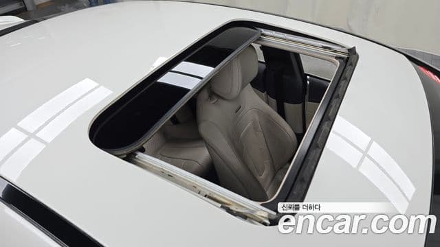 Mercedes-Benz CLS-Class 2021 — Photo 29/34