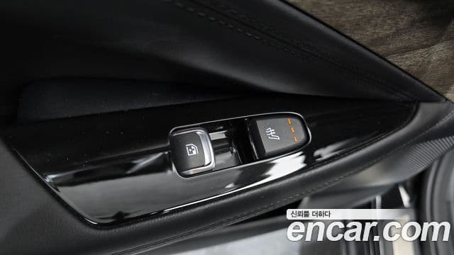 Kia K8 2022 — Şəkil 16/20