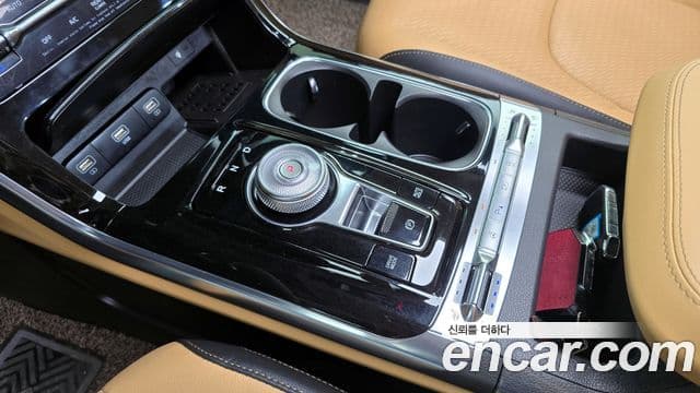 Kia Carnival 2021 — Фото 9/20