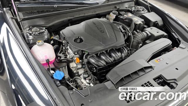 Hyundai Grandeur 2023 — ფოტო 6/20