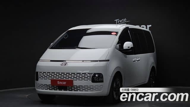 Hyundai Staria, 2021