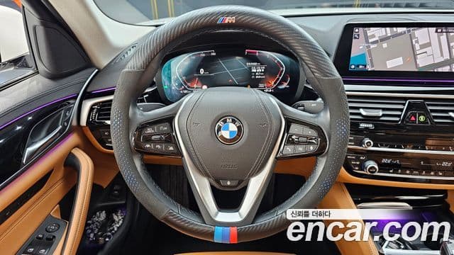 BMW 5 Series 2020 — Şəkil 13/20
