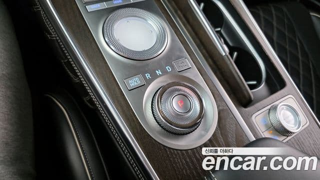 Genesis GV80 2022 — Şəkil 9/20