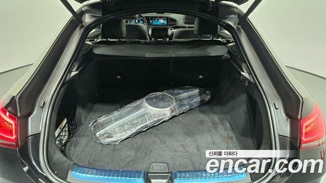 Mercedes-Benz GLE-Class 2021 — Photo 34/34