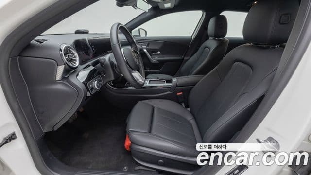 Mercedes-Benz A-Class 2025 — Şəkil 13/20