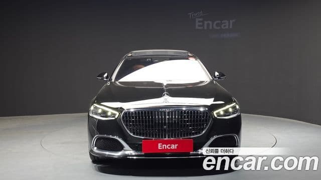 Mercedes-Benz S-Class 2022 — Photo 30/35