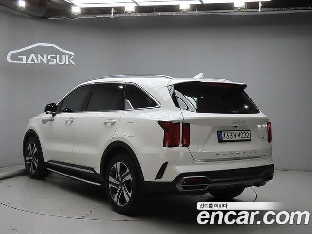 Kia Sorento 2021 — Фото 2/20