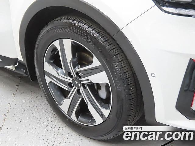 Kia Sorento 2021 — Фото 4/20
