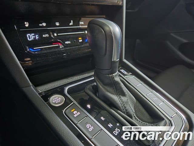 Volkswagen Passat GT 2022 — фото 5 из 14