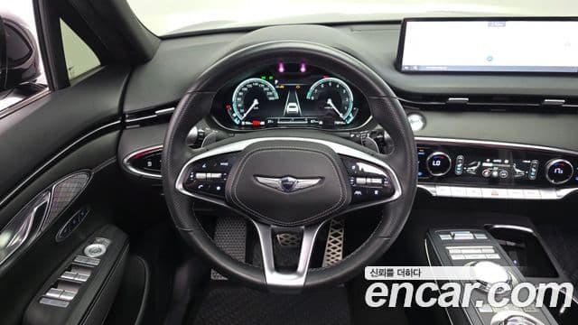 Genesis GV70 2021 — ფოტო 13/20