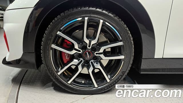 Mini Cooper S Convertible 2026 — ფოტო 5/20