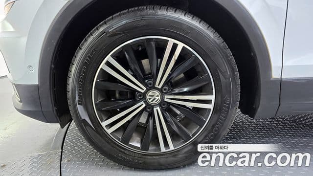 Volkswagen Tiguan 2019 — Şəkil 5/20