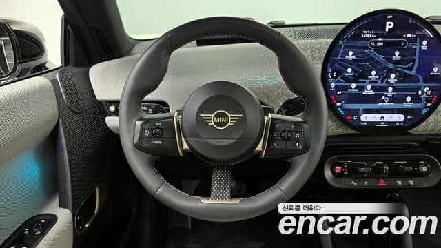Mini Cooper Electric 2024 — Photo 17/20
