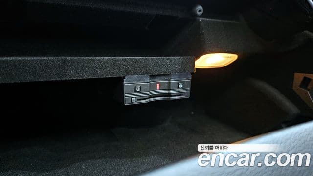 Mercedes-Benz C-Class 2020 — Photo 4/20