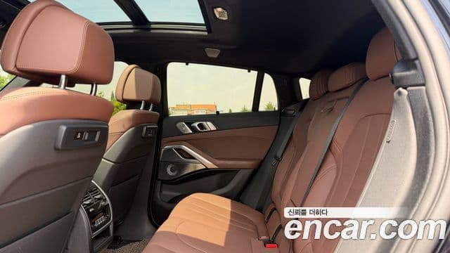 BMW X6 2021 — Photo 14/20