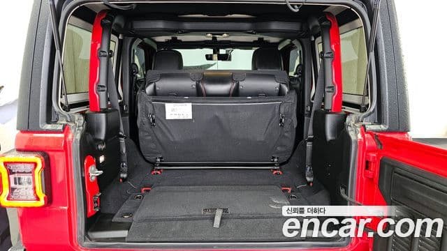 Jeep Wrangler 2021 — фото 20 из 20