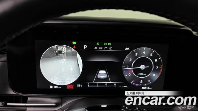 Kia Carnival 2022 — Şəkil 8/20